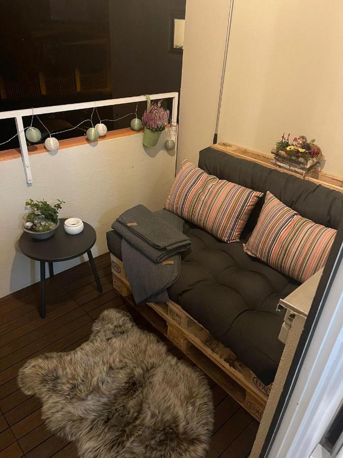Lilis Apartment Mit Balkon Аугсбург Экстерьер фото