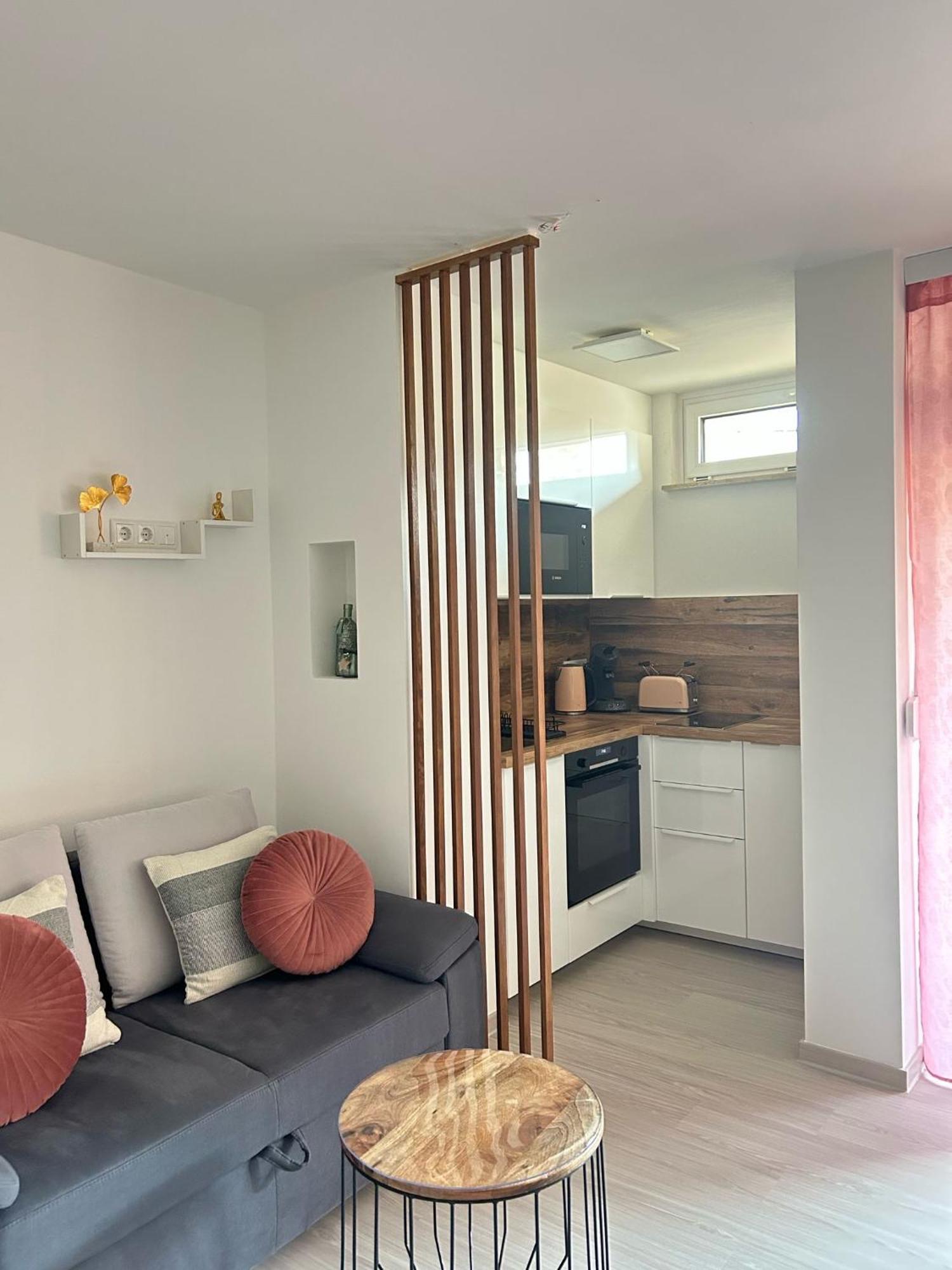 Lilis Apartment Mit Balkon Аугсбург Экстерьер фото
