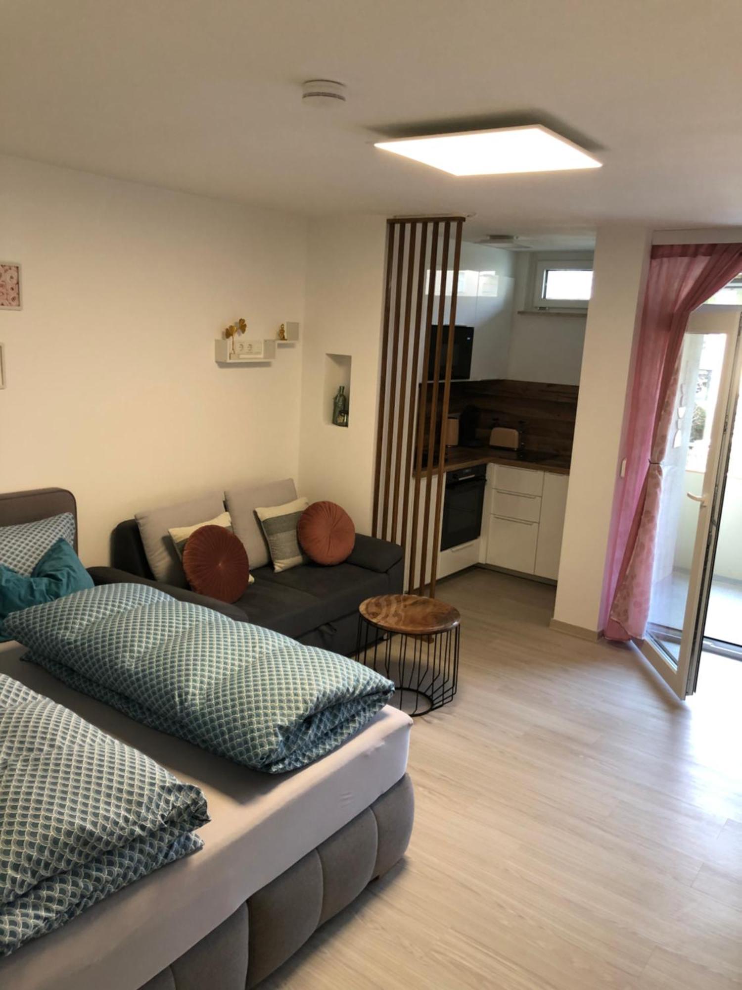 Lilis Apartment Mit Balkon Аугсбург Экстерьер фото